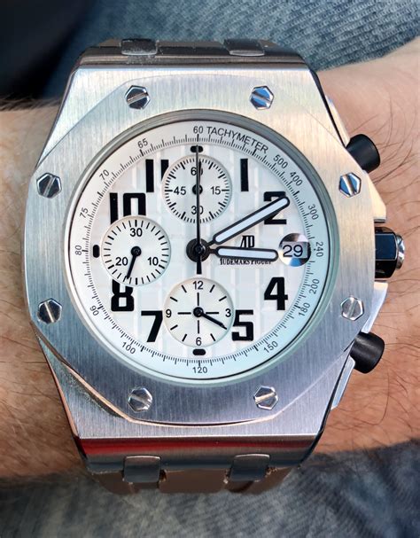 replica watch info
